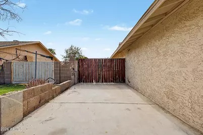 5220 N 68th Avenue, Glendale, AZ 85303 - Photo 4
