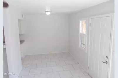 4712 E Broadway Road, Phoenix, AZ 85040 - Photo 2