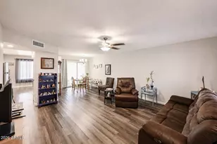 18621 N 104th Dr, Sun City, AZ 85373 - Photo 2
