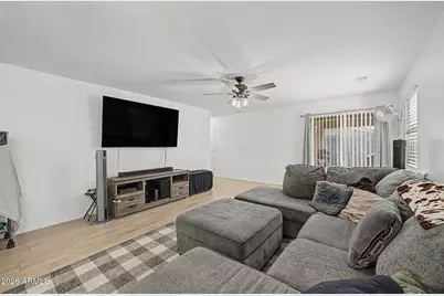 1859 W Stagecoach Street, Apache Junction, AZ 85120 - Photo 4