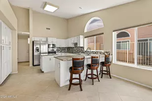 18846 N 88th Dr, Peoria, AZ 85382 - Photo 10