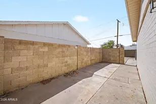 3731 W Glenn Dr, Phoenix, AZ 85051 - Photo 30