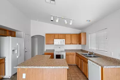 104 S 226th Lane, Buckeye, AZ 85326 - Photo 2