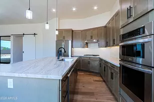553 W Cavalry Rd, New River, AZ 85087 - Photo 22