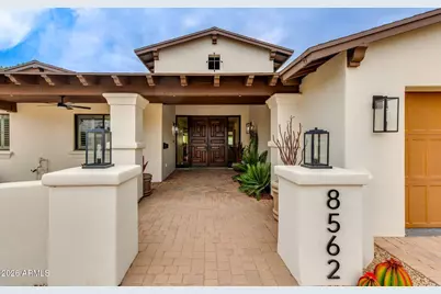8562 E Turney Avenue, Scottsdale, AZ 85251 - Photo 1