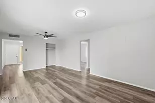 3709 W Yucca St, Phoenix, AZ 85029 - Photo 8