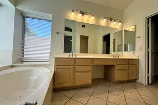 1667 S Sycamore Pl, Chandler, AZ 85286 - Photo 14