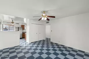 2242 E Chipman Rd, Phoenix, AZ 85040 - Photo 4