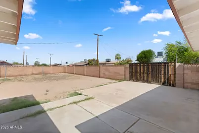 2242 E Chipman Road, Phoenix, AZ 85040 - Photo 22