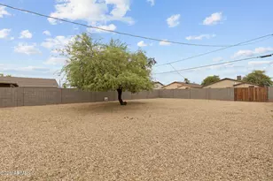 2750 E Wier Ave, Phoenix, AZ 85040 - Photo 22