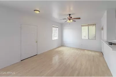 5216 W Albeniz Place, Phoenix, AZ 85043 - Photo 8