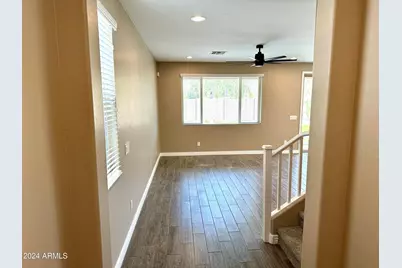 2930 E Sunland Avenue, Phoenix, AZ 85040 - Photo 2
