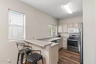 1018 W Janice Dr, Tempe, AZ 85283 - Photo 8