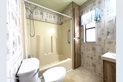 200 E Knox Road #100, Chandler, AZ 85225 - Photo 14