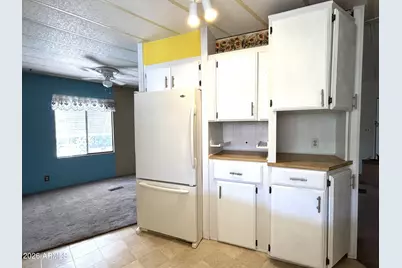 200 E Knox Road #100, Chandler, AZ 85225 - Photo 10