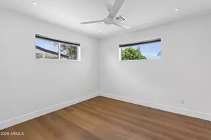 939 E Berridge Ln, Phoenix, AZ 85014 - Photo 18