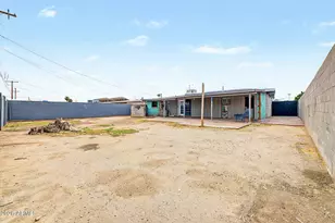 3815 N 50th Dr, Phoenix, AZ 85031 - Photo 32