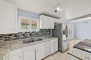 3815 N 50th Dr, Phoenix, AZ 85031 - Photo 14