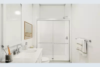 18522 N 64th Street, Phoenix, AZ 85054 - Photo 14