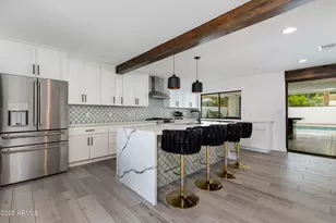 2102 E Orangewood Ave, Phoenix, AZ 85020 - Photo 8