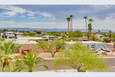 2102 E Orangewood Avenue, Phoenix, AZ 85020 - Photo 32