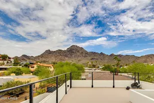 2102 E Orangewood Ave, Phoenix, AZ 85020 - Photo 30