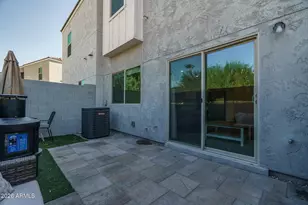 8267 N 22nd Dr, Phoenix, AZ 85021 - Photo 28