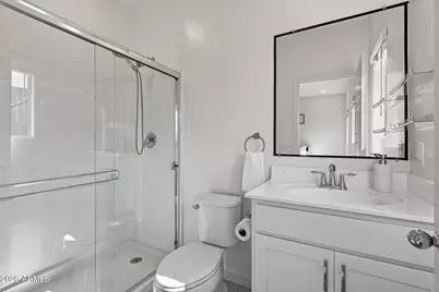 8267 N 22nd Drive, Phoenix, AZ 85021 - Photo 16