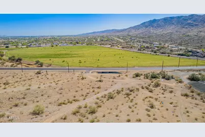 10500 S 35th Avenue #-, Laveen, AZ 85339 - Photo 12