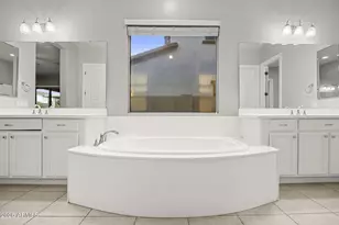 4247 E Comstock Dr, Gilbert, AZ 85296 - Photo 52
