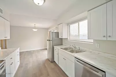 1339 N Hillcrest Circle, Mesa, AZ 85201 - Photo 12