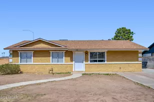 1339 N Hillcrest Cir, Mesa, AZ 85201 - Photo 1