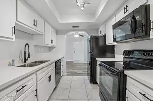 10444 N 69th St, Paradise Valley, AZ 85253 - Photo 10