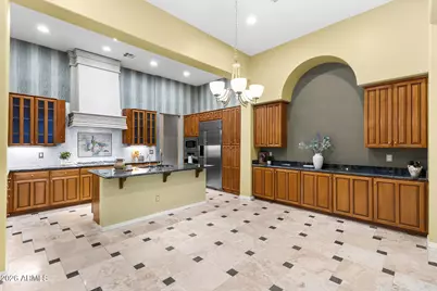 12926 W Red Fox Road, Peoria, AZ 85383 - Photo 36