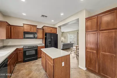 26309 N Babbling Brook Drive, Phoenix, AZ 85083 - Photo 14