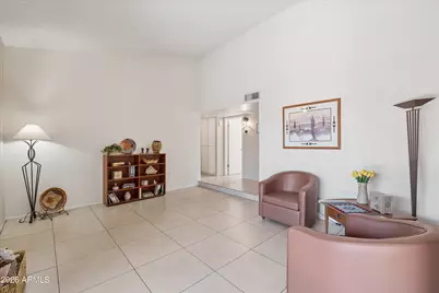 905 S Hacienda Drive, Tempe, AZ 85281 - Photo 4
