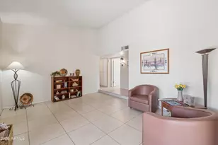 905 S Hacienda Dr, Tempe, AZ 85281 - Photo 4