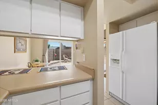 905 S Hacienda Dr, Tempe, AZ 85281 - Photo 12