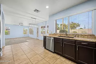 22721 N 71st Dr, Glendale, AZ 85310 - Photo 10