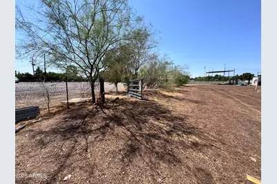 15024 N 39th Avenue #-, Phoenix, AZ 85053 - Photo 8