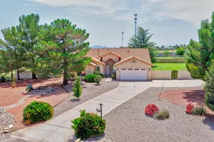 7137 S Pinon Dr, Hereford, AZ 85615 - Photo 1