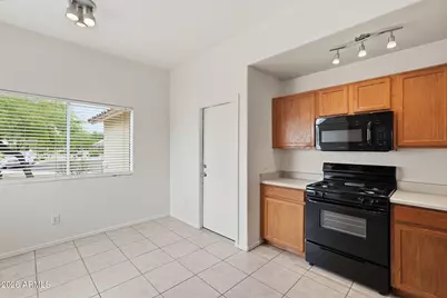 16139 W Jefferson Street, Goodyear, AZ 85338 - Photo 12