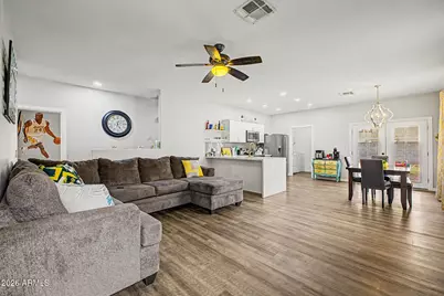 9127 W Cambridge Avenue, Phoenix, AZ 85037 - Photo 4