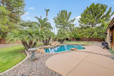 265 E Liberty Lane, Gilbert, AZ 85296 - Photo 30
