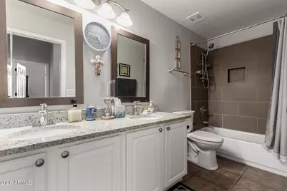 265 E Liberty Lane, Gilbert, AZ 85296 - Photo 22
