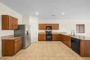 7134 N 127th Dr, Glendale, AZ 85307 - Photo 16