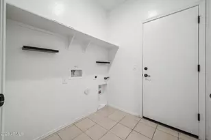 7134 N 127th Dr, Glendale, AZ 85307 - Photo 8