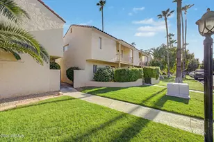 7347 E Thornwood Dr, Scottsdale, AZ 85251 - Photo 30
