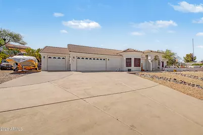 560 Topeka Drive, Wickenburg, AZ 85390 - Photo 14