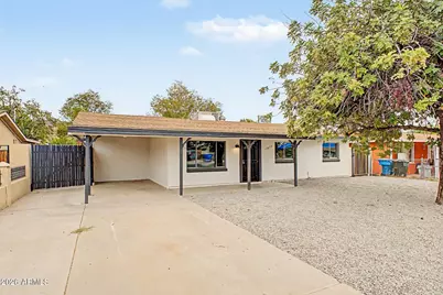10633 N 17th Avenue, Phoenix, AZ 85029 - Photo 2
